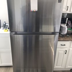 Samsung Refrigerator 27 Cu Ft