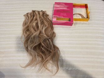 New Dirty Blonde Hightlights Glam Seamless 20" Invisi clips.