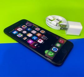Apple IPhone 7 32 GB unlocked for all carriers