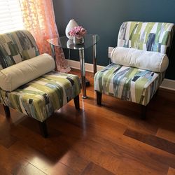 (2) decorative accent chairs
