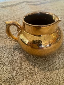 vintage gold lustreware creamer