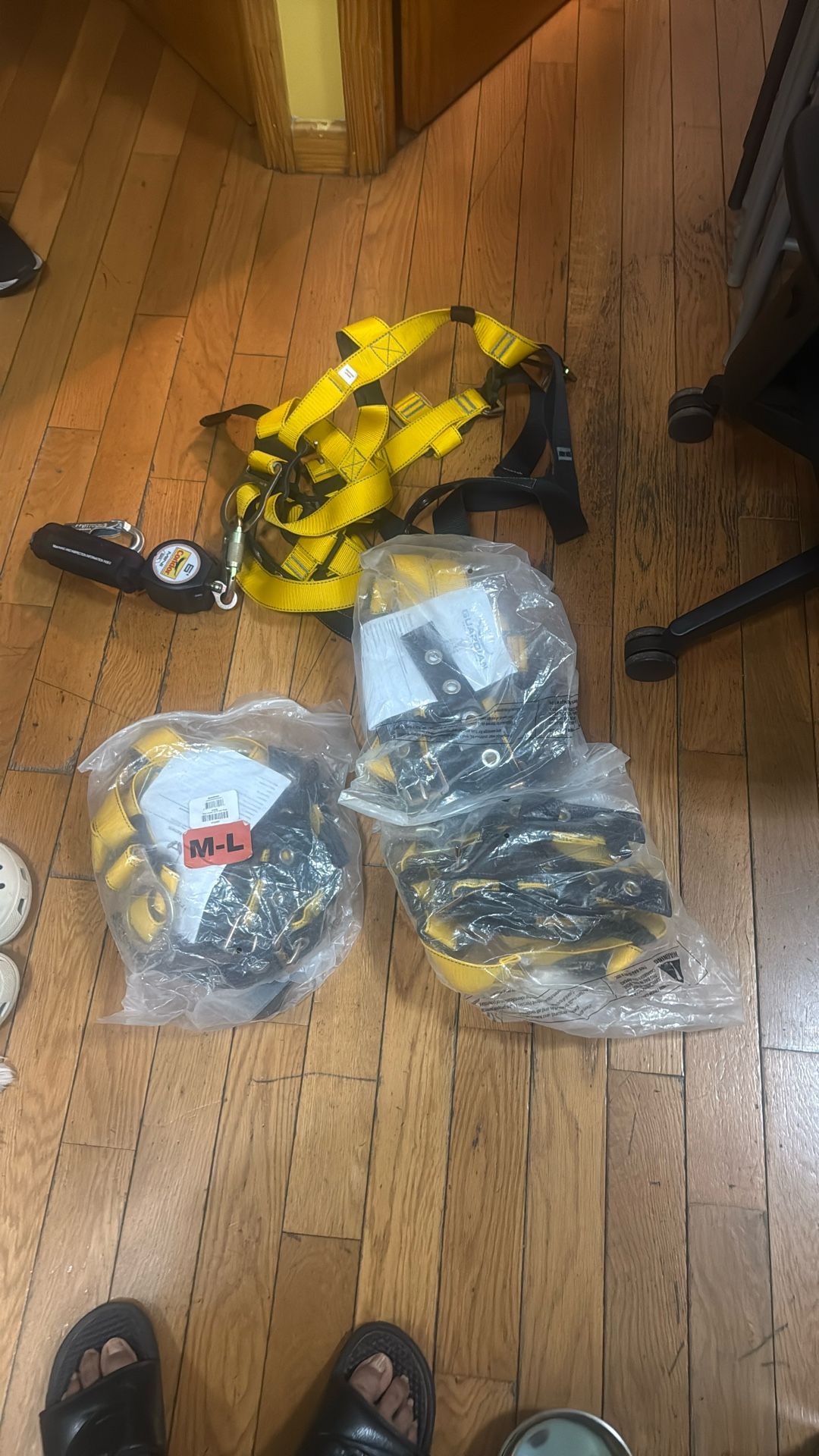 Body Harness: Vest Harness, Mating / Tongue, Cam, Universal (S/M/L/XL), Steel