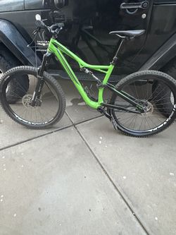 Specialized Stumpjumper Dual Suspension Mountain Bike