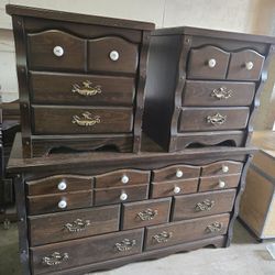 All Wood. Bedroom Set 