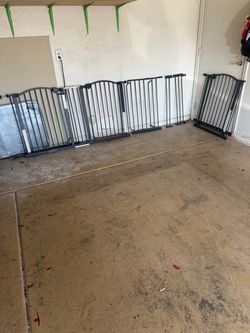 Adjustable gates