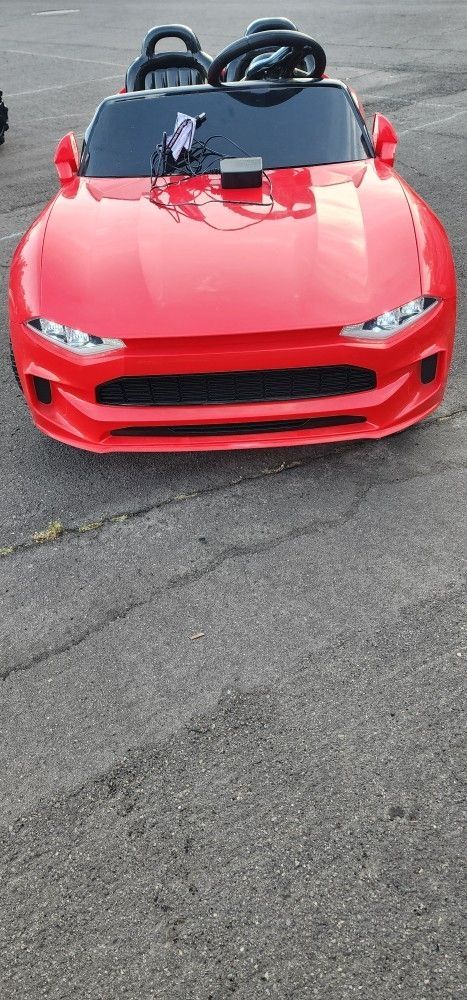 Kids Mustang ,working Charger Including