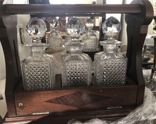 Crystal Decanter Set with lock and key