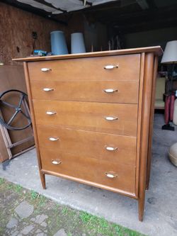 Mid Century Modern Dresser