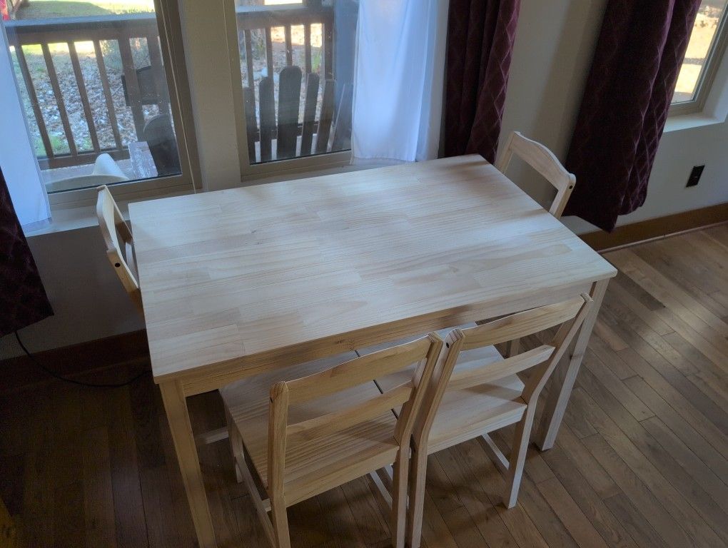 IKEA Dining Table And Chair Set
