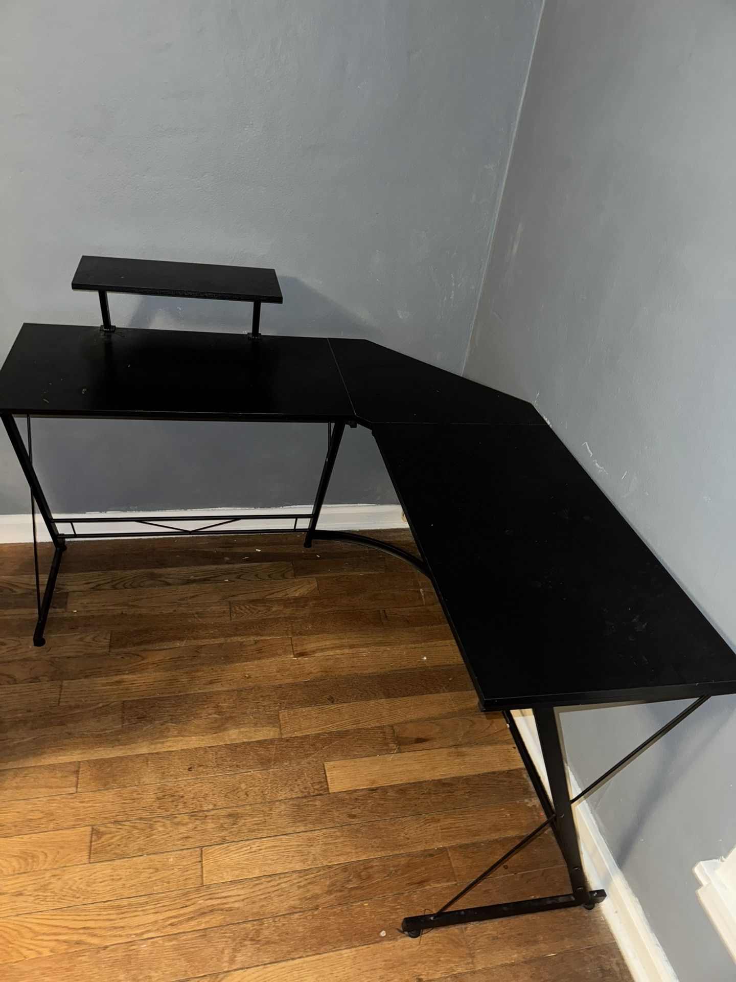 L Desk