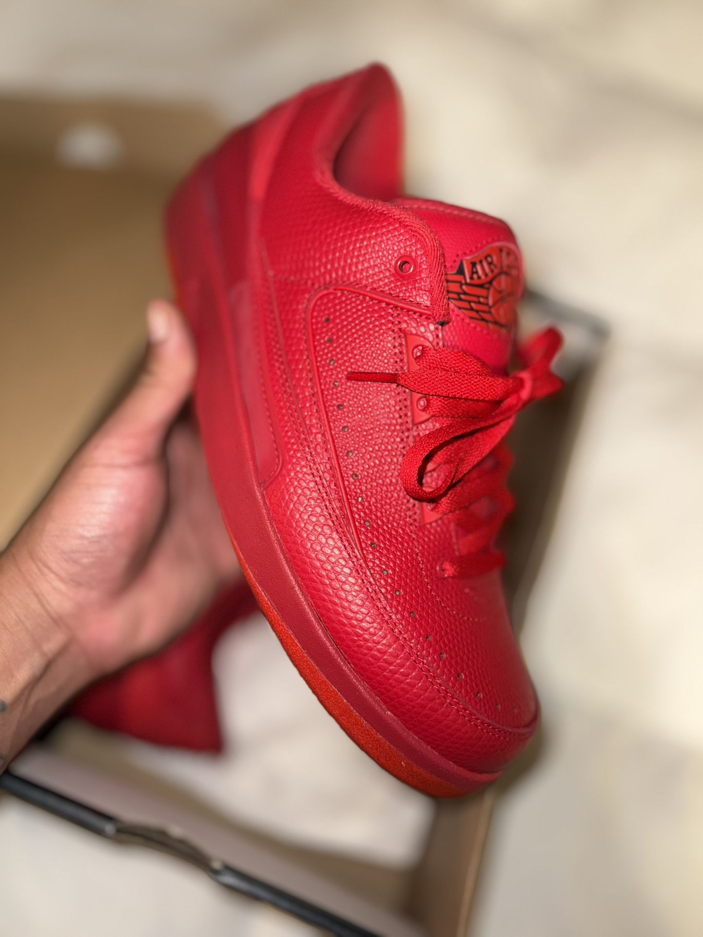 Nike Air Jordan 2 Retro Low ( Size 10 )