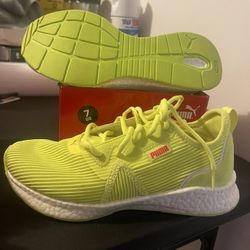 Puma Women’s Size 7