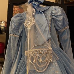 Royal Princess, Dress Costume