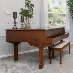 Yamaha Baby Grand Piano