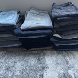 35 Pairs of Men’s Pants – Levi’s, Zara, BDG, etc– Mostly 31/32x32 – $250 Lot