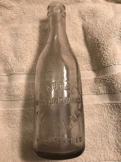 Laurel Delaware soda bottle