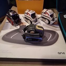 Anki Vector & 3 Cozmo Robots With Extras