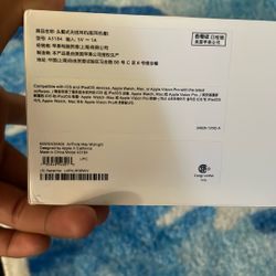 Apple AirPod Maxs 