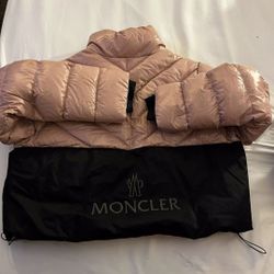 Moncler Cropped Puffer Jacket 
