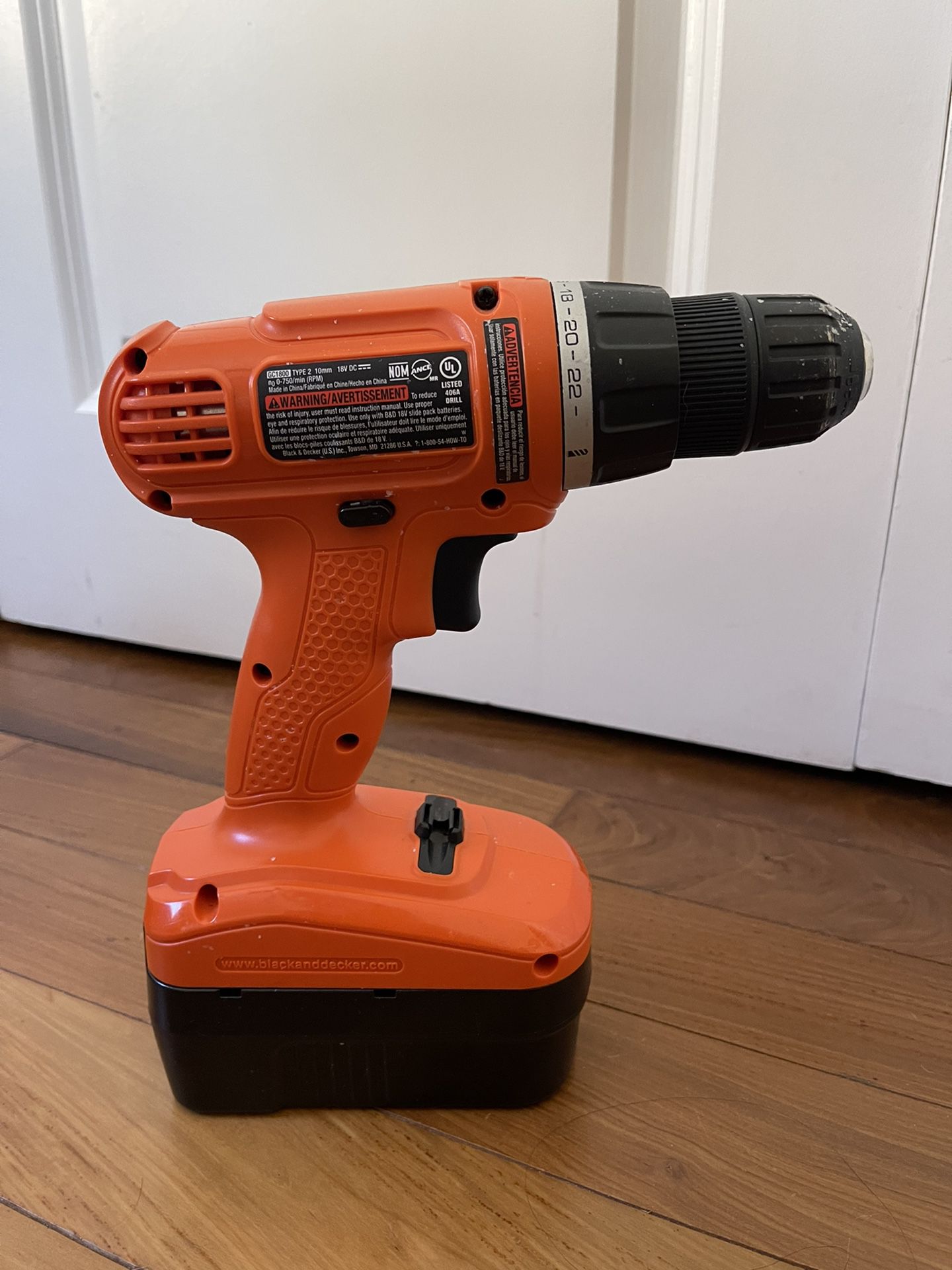Black & Decker 18v Cordless Drill Gc1800 With Battery Charger for
