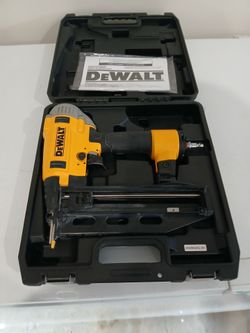 New nail gun dewalt