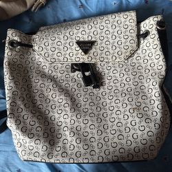 Guess Vikky Tote for Sale in Downey, CA - OfferUp