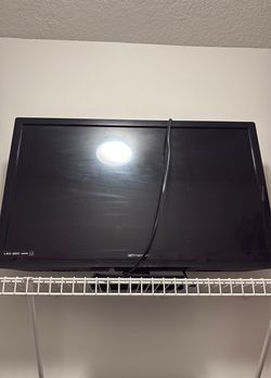 32” Flat Screen Tv