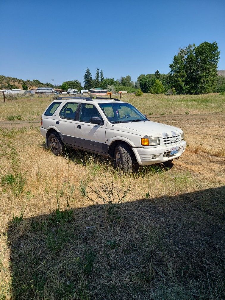 1999 Isuzu Rodeo for Sale in Yakima, WA - OfferUp