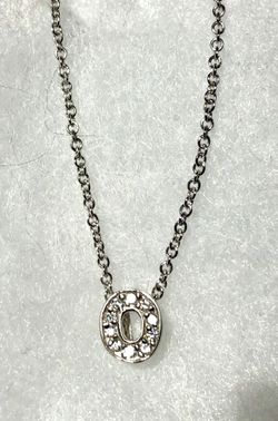Eli K sterling silver & cz O initial necklace