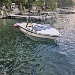 1989 Mastercraft Prostar 190