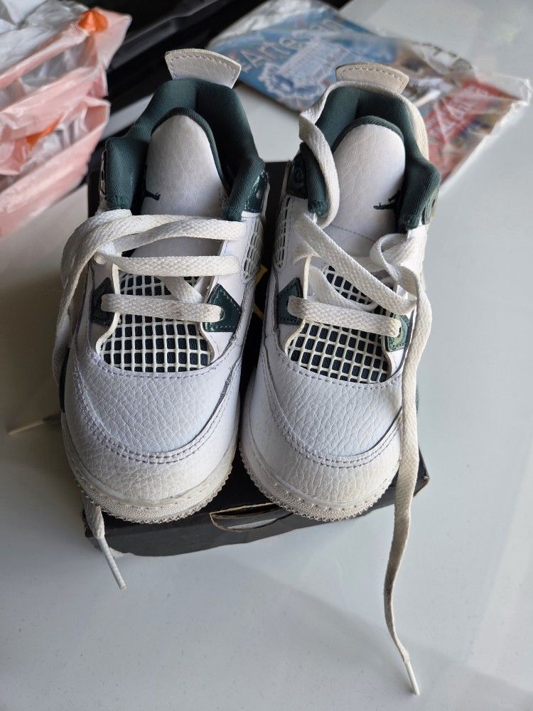 Kids Jordan Retro 4