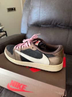 Jordan 1 low Travis Scott mocha