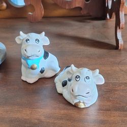 Cow Salt & Pepper Shakers