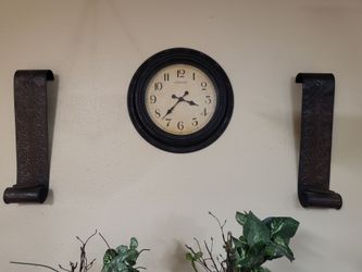 Round Wall Clock with Dark Frame wall candle holders