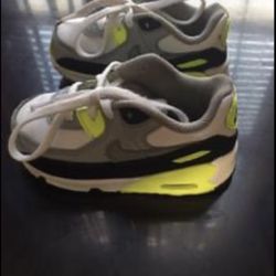 Boys Green White Air Max Sz 7c