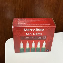 200 Mini Strings Light Bulbs Clear with Green Wire 