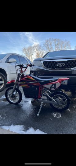 Razor MX500 Dirt Rocket