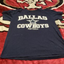 NFL Team Apparel Adults Cowboys Teeshirt Size Medium 