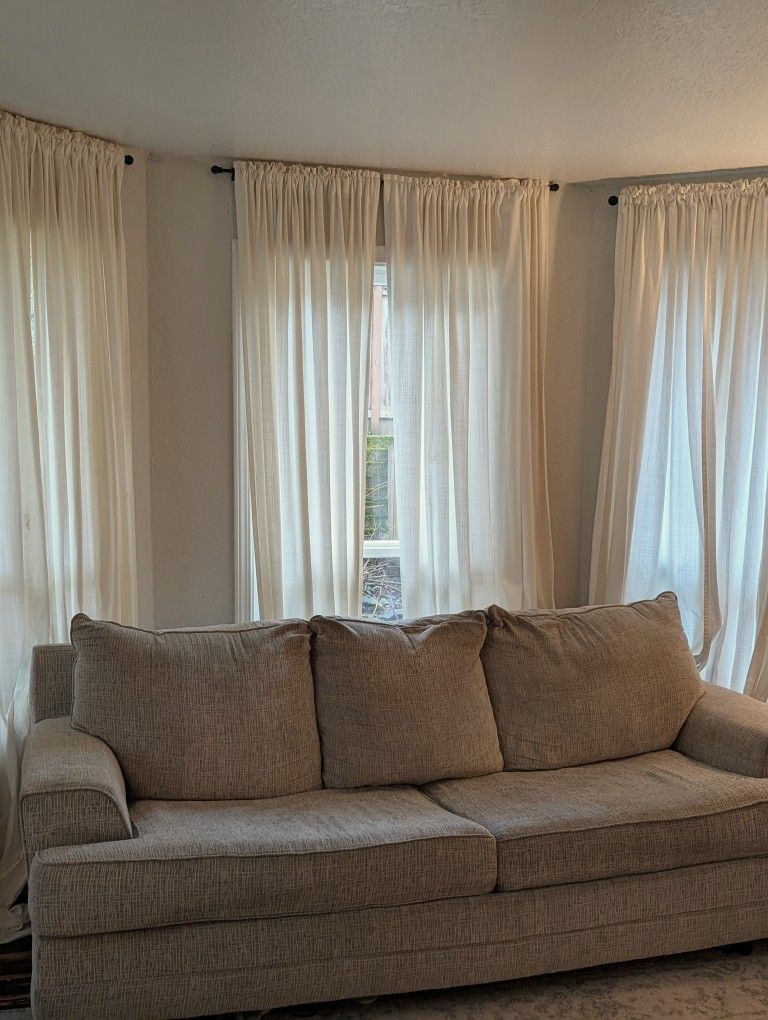 Beige /Linen Color Couch With Pullout Mattress