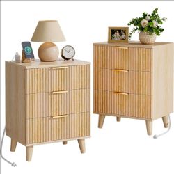 3 Drawers Nightstands Set of 2 w/Charging Station, Modern Fluted Dresser