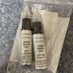 White Lexus Toyota Touch Up Paint Kit