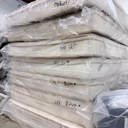 WHOLESALE ‼️ KING MATTRESS SAATVA CLASSIC 💥