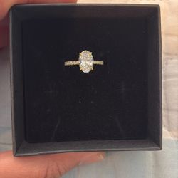 2ct Dimond Ring With 18k Gold Plated Lab Ring Size 8