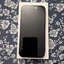 Iphone 16, 128GB- like new