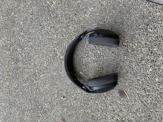 Gaming headphones
