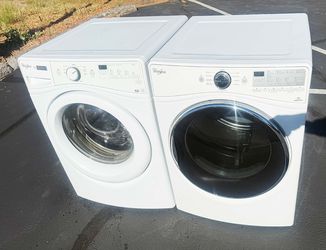 WHIRPOOL WASHER AND DRYER ELECTRIC