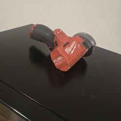 M12 Milwaukee Grinder