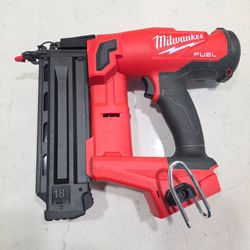 Milwaukee
M18 FUEL 18-Volt Lithium-Ion Brushless Cordless Gen II 18-Gauge Brad Nailer (Tool-Only)