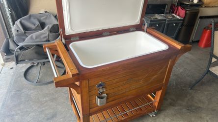 Tommy Bahama cooler