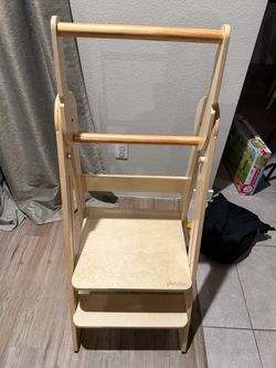 Toddler tower